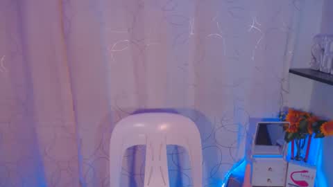 pinay_shawnx online show from 12-20-24, 09:54