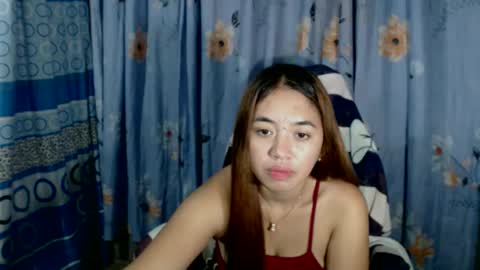 Snapshot of pinay_singlemomxs chatting on 04-15-26, 08:31 pinay_singlemomxs online show from 04-15-26, 08:31