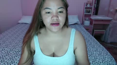 Snapshot of pinay_sweetheartx chatting on 05-19-26, 01:56 pinay_sweetheartx online show from 05-19-26, 01:56