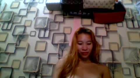 Snapshot of pinaybeauty_25 chatting on 02-14-25, 10:47 im jane online show from 02-14-25, 10:47