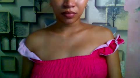 Snapshot of pinaybeauty_25 chatting on 09-12-25, 05:07 im jane online show from 09-12-25, 05:07