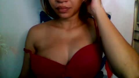 Snapshot of pinaybeauty_25 chatting on 09-12-25, 06:19 im jane online show from 09-12-25, 06:19