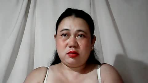 Snapshot of pinaymama12345 chatting on 06-12-26, 10:19 pinaymama12345 online show from 06-12-26, 10:19