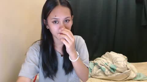 Snapshot of pinaypopstar_26 chatting on 04-29-26, 12:53 pinaypopstar_26 online show from 04-29-26, 12:53