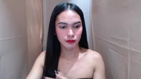 Snapshot of pinaysweatwetlover69 chatting on 09-29-25, 02:49 celistina Crwford online show from 09-29-25, 02:49