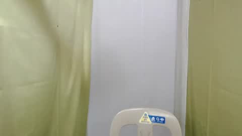 Snapshot of pinaysweatwetlover69 chatting on 07-08-26, 12:59 celistina Crwford online show from 07-08-26, 12:59