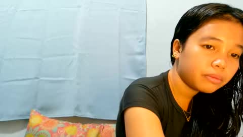 pinaysweetgirl_19 online show from 06-07-26, 06:17