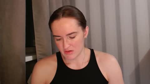       online show from 12-01-25, 06:02