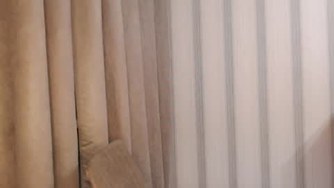       online show from 03-22-26, 06:22