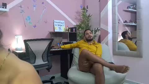 pineappleflipped online show from 07-21-26, 02:03