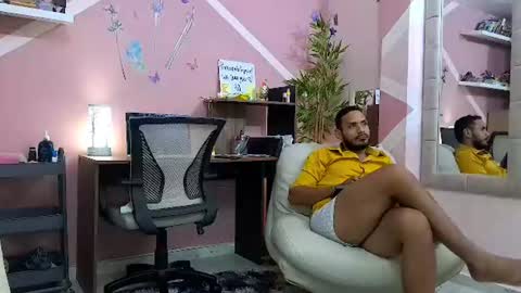 pineappleflipped online show from 07-22-26, 02:03
