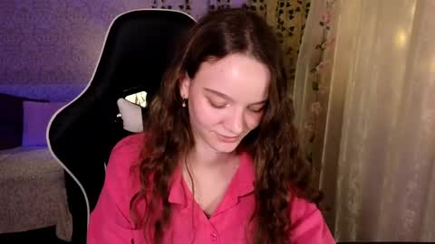 Snapshot of pink__sun chatting on 03-21-26, 07:50 Stephanie online show from 03-21-26, 07:50