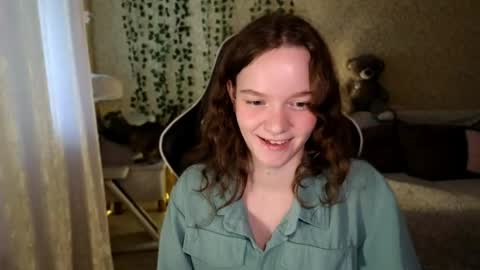 Snapshot of pink__sun chatting on 06-02-26, 03:41 Stephanie online show from 06-02-26, 03:41