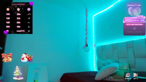 Snapshot of pink__tiffany chatting on 12-14-24, 01:50 tiffany online show from 12-14-24, 01:50