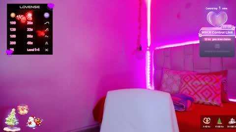 Snapshot of pink__tiffany chatting on 12-16-24, 12:04 tiffany online show from 12-16-24, 12:04