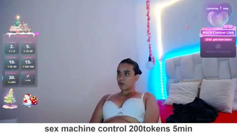 Snapshot of pink__tiffany chatting on 12-24-24, 12:00 tiffany online show from 12-24-24, 12:00