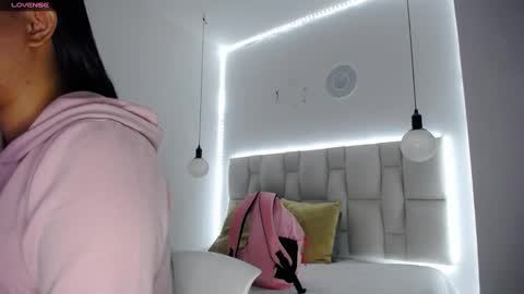 Snapshot of pink__tiffany chatting on 02-16-25, 08:11 tiffany online show from 02-16-25, 08:11