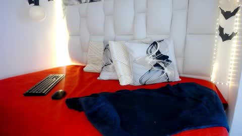 Snapshot of pink__tiffany chatting on 10-21-25, 06:41 tiffany online show from 10-21-25, 06:41