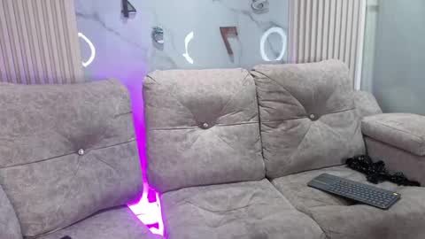 pink_as online show from 04-28-26, 04:17