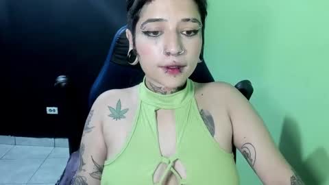 weedcandy ig y twitter xpink dustt online show from 12-04-24, 07:39