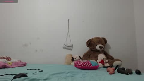 pink_love_25 online show from 02-27-26, 05:07