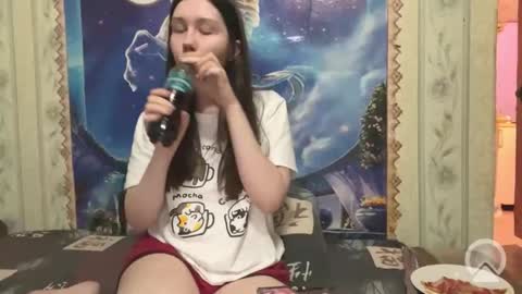 Pikachu pika online show from 11-21-25, 07:01