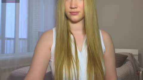 Snapshot of pink_rosee_ chatting on 02-11-25, 03:08   online show from 02-11-25, 03:08