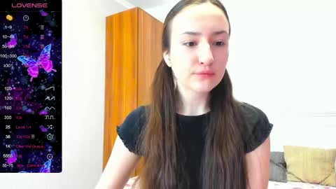 pink_soda33 online show from 05-25-26, 09:04