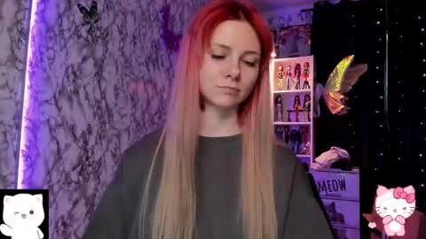 Snapshot of pink_ss chatting on 02-25-26, 12:48 Saly online show from 02-25-26, 12:48