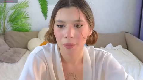 Adele online show from 02-18-26, 09:16