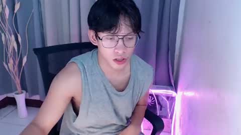 Snapshot of pinkcock_froi chatting on 06-15-26, 03:25 froi online show from 06-15-26, 03:25