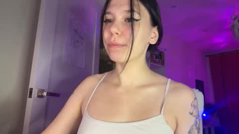 Snapshot of pinkdollylovv chatting on 09-24-25, 09:40 pinkdollylovv online show from 09-24-25, 09:40