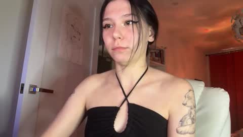 Snapshot of pinkdollylovv chatting on 10-13-25, 09:37 pinkdollylovv online show from 10-13-25, 09:37