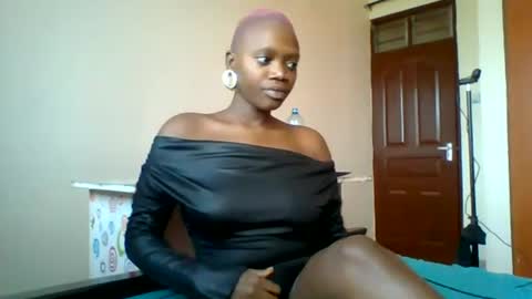 Snapshot of pinkdomina01 chatting on 07-08-26, 05:56 pinkdomina01 online show from 07-08-26, 05:56