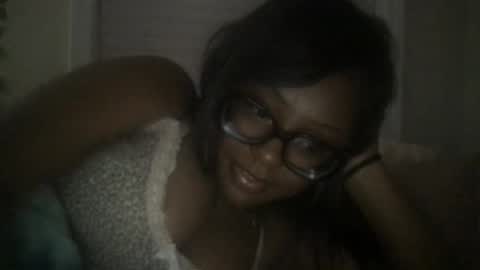 Snapshot of pinkgirlyyy chatting on 05-13-26, 03:37 pinkgirlyyy online show from 05-13-26, 03:37