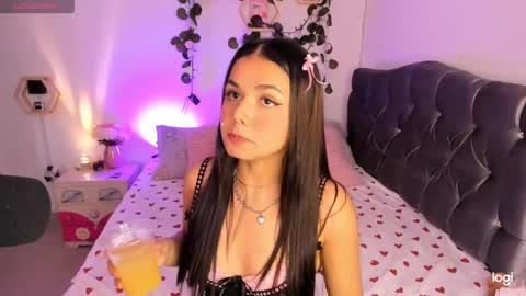 Sarah .. online show from 12-19-24, 07:18