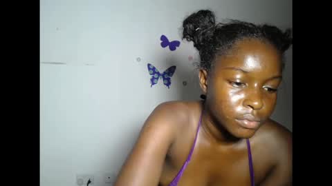 Snapshot of pinkykiki_247 chatting on 11-27-25, 09:28 pinkykiki_247 online show from 11-27-25, 09:28