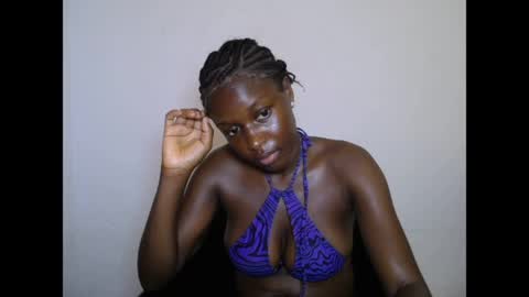 pinkykiki_247 online show from 04-23-26, 06:03