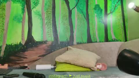 Snapshot of pinkypuppa chatting on 03-09-25, 06:43 Pinkypupa-Love online show from 03-09-25, 06:43