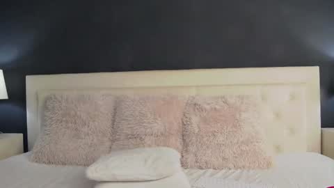  Pink  online show from 02-06-25, 04:47