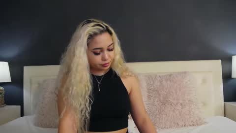  Pink  online show from 02-22-25, 05:46