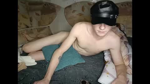 Snapshot of pinochetti chatting on 12-29-24, 08:15 Incubus online show from 12-29-24, 08:15