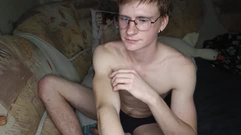 Snapshot of pinochetti chatting on 01-07-25, 12:24 Incubus online show from 01-07-25, 12:24