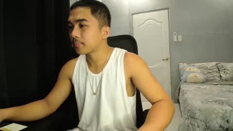 Snapshot of pinoyadriannexxx chatting on 10-15-25, 02:01 Adrianne online show from 10-15-25, 02:01