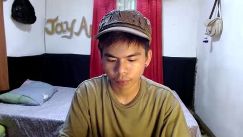 Snapshot of pinoymonstercock_xx chatting on 02-19-25, 08:33 WIN WIN  JAY AR online show from 02-19-25, 08:33