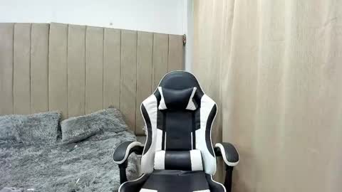 pipe hot04 online show from 04-18-26, 07:23