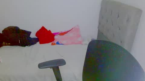 Snapshot of pipe_sexxx chatting on 09-16-25, 02:01 pipe_sexxx online show from 09-16-25, 02:01