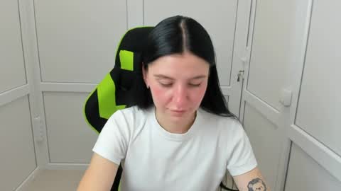 Snapshot of piper_smilee chatting on 07-09-26, 12:31 Piper online show from 07-09-26, 12:31