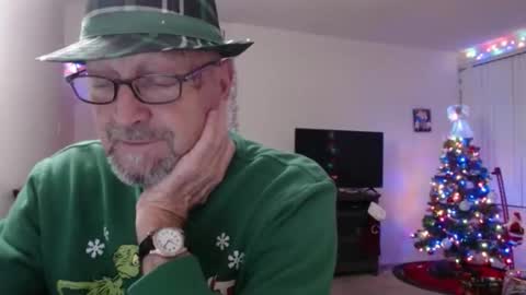 Snapshot of pipewizard chatting on 12-08-24, 11:51 pipewizard online show from 12-08-24, 11:51