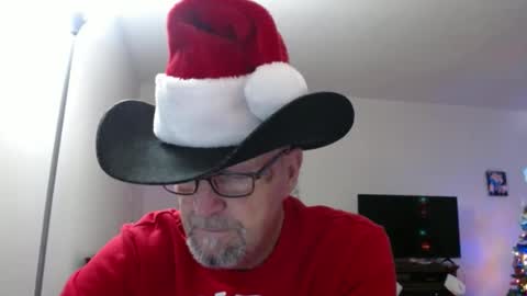 Snapshot of pipewizard chatting on 12-10-24, 12:50 pipewizard online show from 12-10-24, 12:50